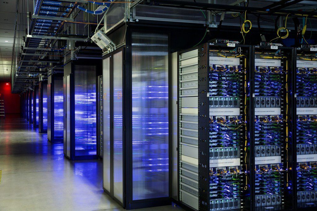 Datacentre Birgmigham computervloer systeemvloer computerfloor datavloer Alteco